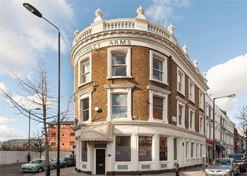 >Self-Contained Period Offices Virtual Freehold For Sale, 1,979 sq ft (GIA 183.9 sq m), The Bramley Arms, 1 Bramley Road, Frestonia, Notting Dale, London, W10