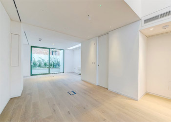 Superb Newly Developed Gallery / Showroom Space to Let / Rent, 600 sq ft (55.8 sq m), 10 Portland Road, Holland Park, London W11