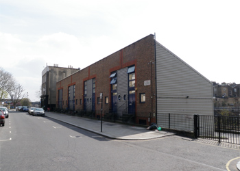 Self Contained Business Unit To Let, 600 sq ft (55.8 sq m), 4 Southam Street, North Kensington, London W10