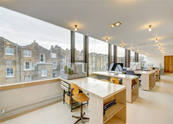 >Bright Studio Office to Let, 258 sq ft (24 sq m), 17 Powis Mews, Notting Hill, London, W11
