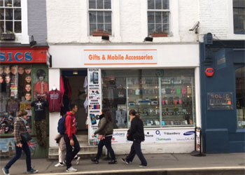 Ground Floor Shop to Let, 343 sq ft (32 sq m) sales, 51 Pembridge Road, Notting Hill Gate, London, W11