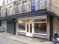 Office / Showroom to Let, London, W11
