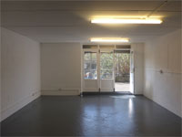 Business Unit/Workshop to Let, 411 sq ft (38.2 sq m), 8a Southam Street, North Kensington, London, W10